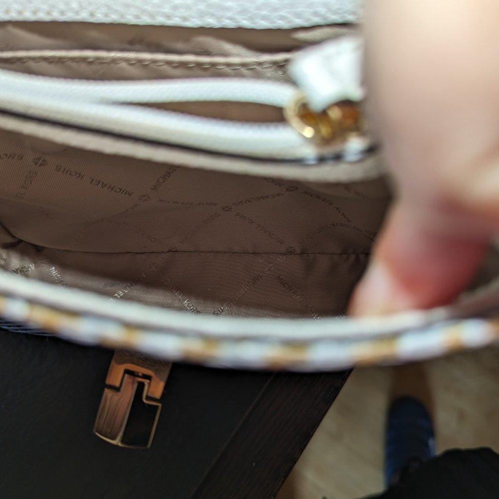 MICHAEL KORS MINI CROSSBODY BAG - Picture 7 of 12